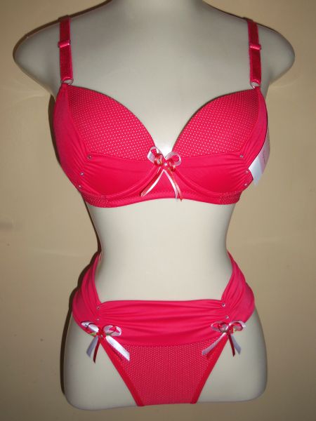conjunto Ranya